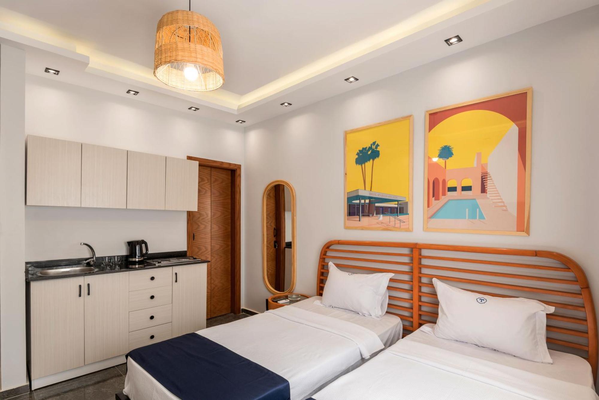 Travelholic Auc Residence Kaherah Luaran gambar